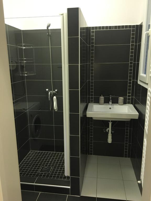 Castel View Apartment บูดาเปสต์ ภายนอก รูปภาพ